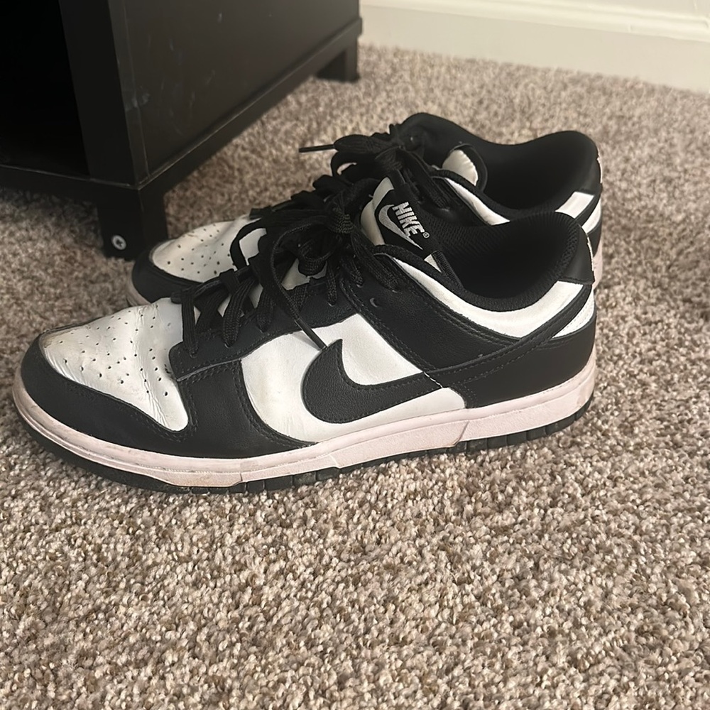 Nike panda dunks